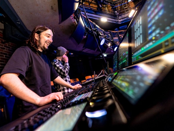 Creative Lighting Control BA (Hons)