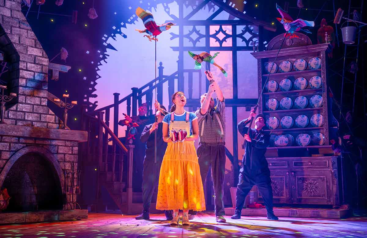 Olivia Hemmati in Cinderella: A Fairytale at the Royal Lyceum Theatre Edinburgh. Photo: Mihaela Bodlovic Olivia Hemmati in Cinderella: A Fairytale at the Royal Lyceum Theatre Edinburgh. Photo: Mihaela Bodlovic