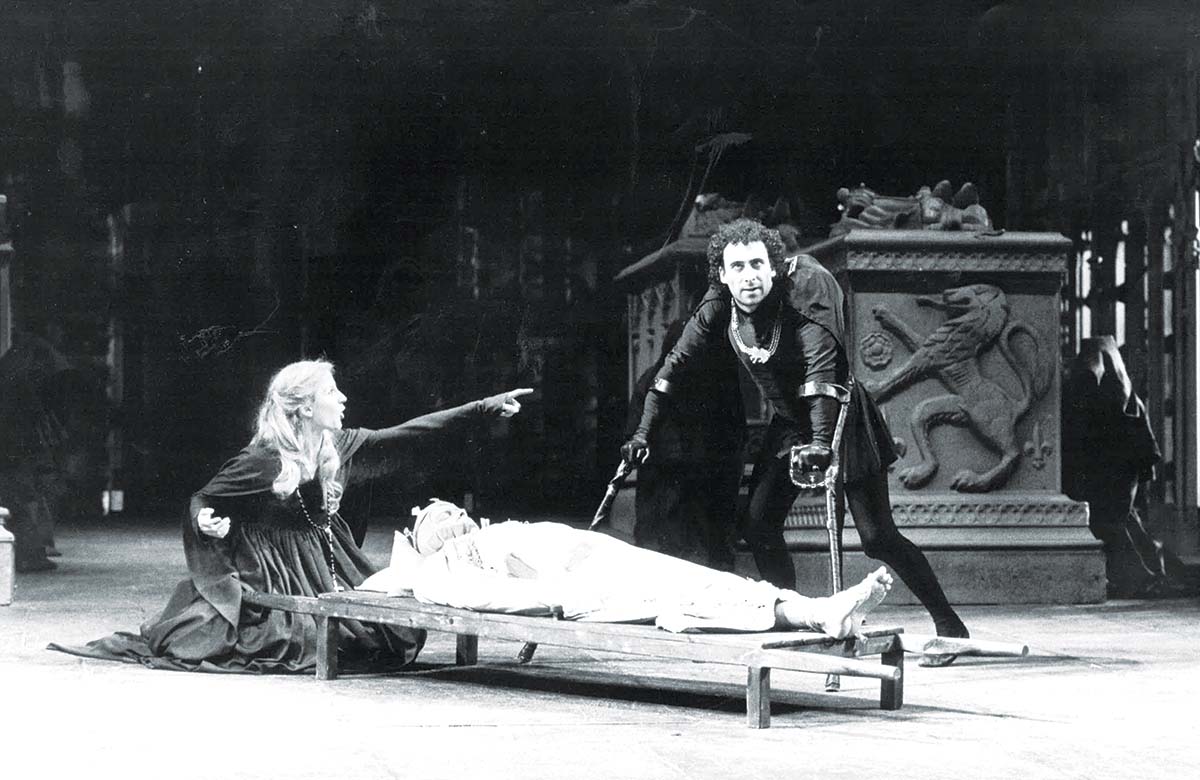 Penny Downie and Antony Sher in Richard III at the Barbican, London (1985). Photo: Christopher Pearce