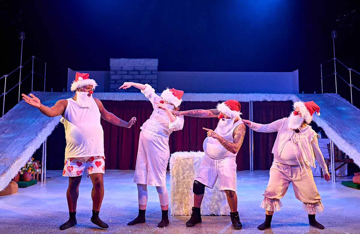 The cast of How Does Santa Go Down the Chimney? at the Unicorn Theatre, London. Photo: Manuel Harlan The cast of How Does Santa Go Down the Chimney? at the Unicorn Theatre, London. Photo: Manuel Harlan