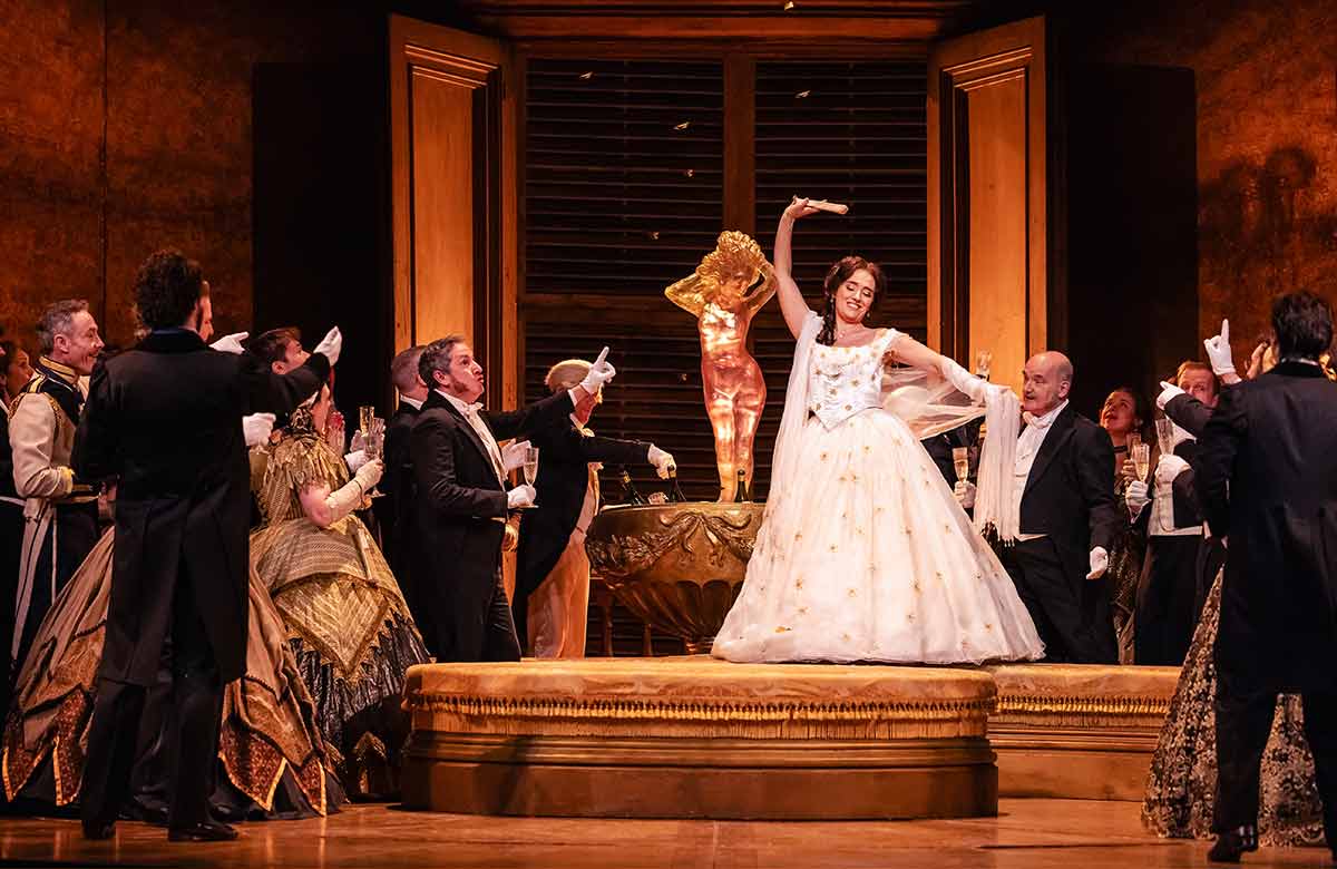 The cast of La Traviata at the Royal Opera House, London. Photo: Pamela Raith