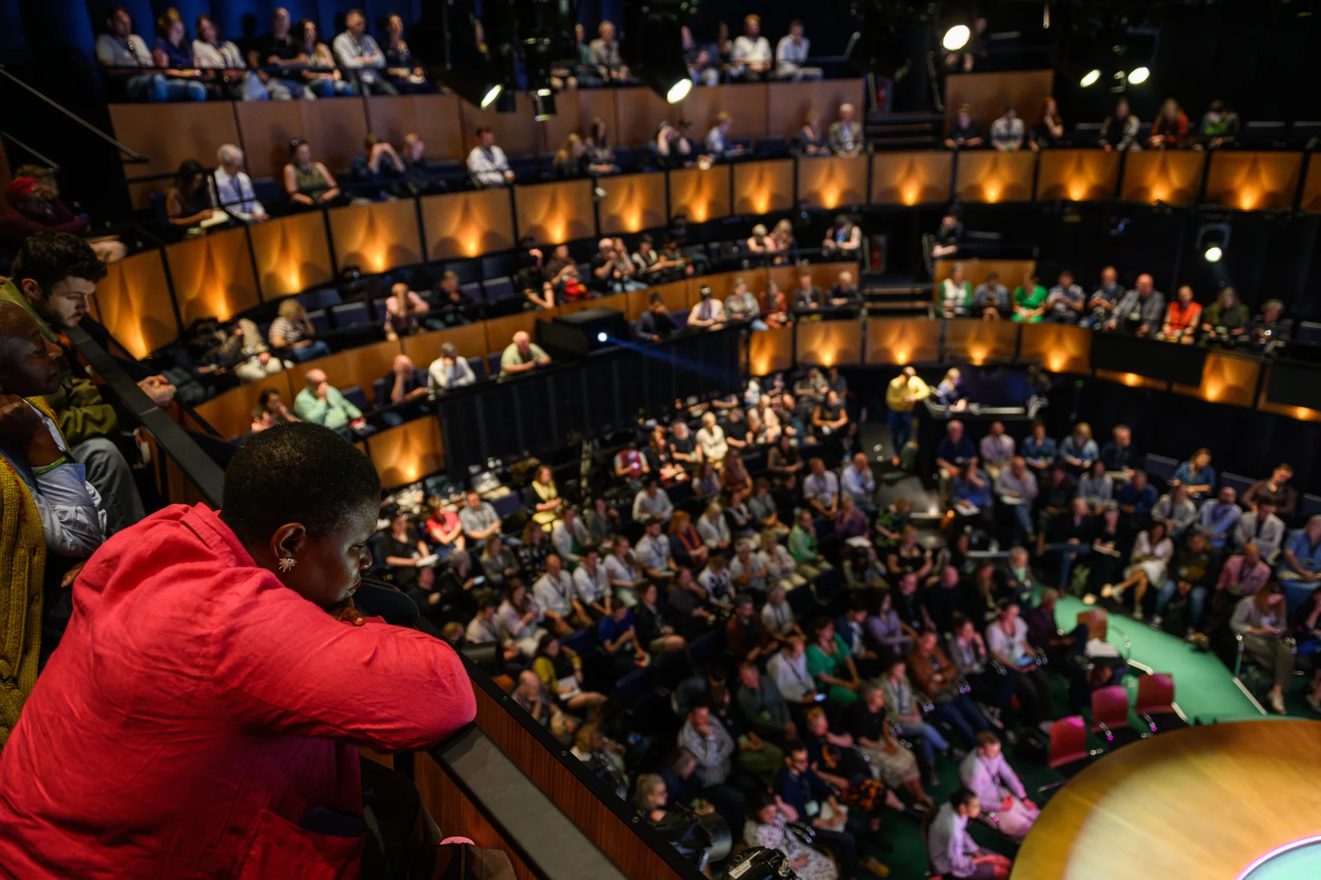 &copy; David Monteith Hodge