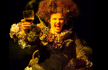 Royal Exchange costume display to showcase venue&rsquo;s &lsquo;artistic identity&rsquo;