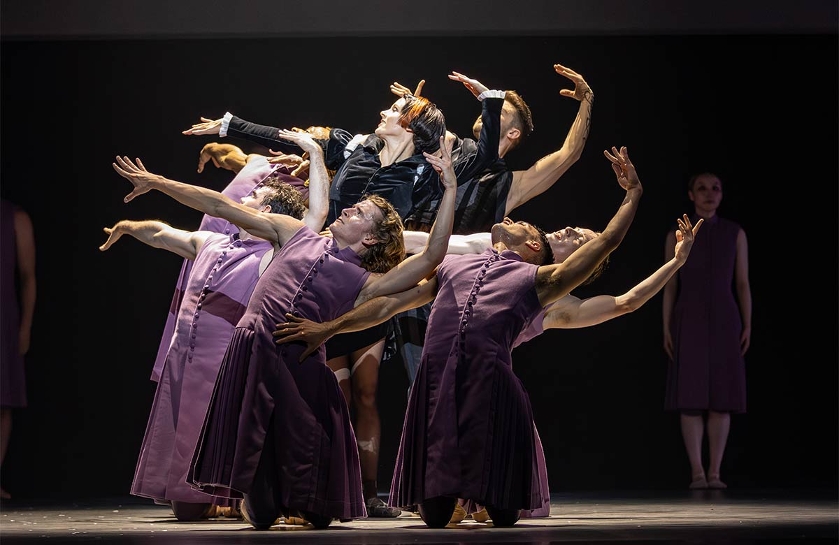 Roseanna Leney (centre) in Scottish Ballet: Mary, Queen of Scots at Sadler&rsquo;s Wells, London. Photo: Andy Ross