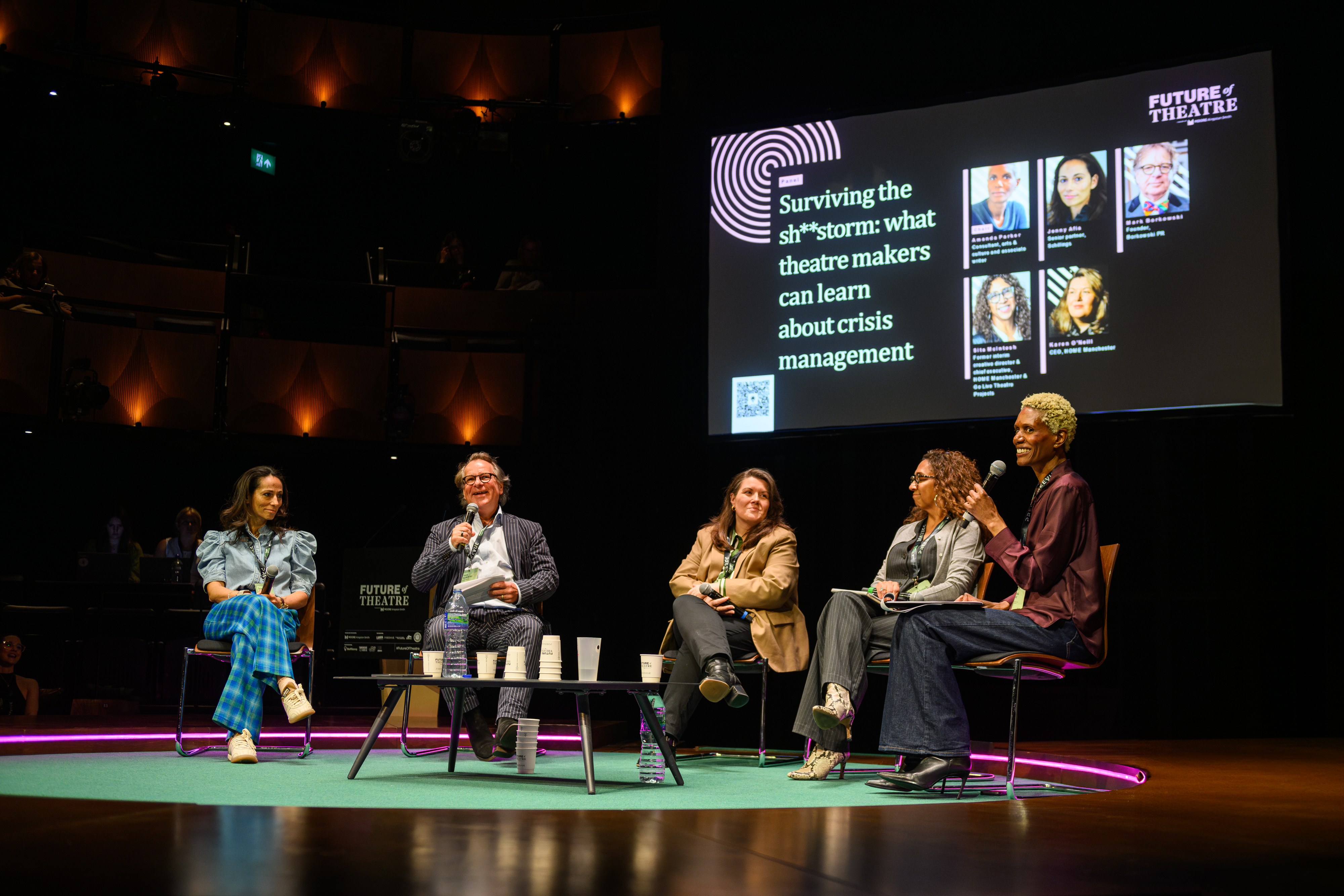 189 (c) David Monteith Hodge Photographise please credit Future of Theatre 25 (DMH 9929)