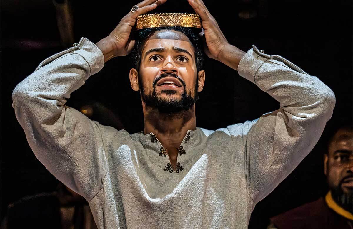 Alfred Enoch in Henry V at the Royal Shakespeare Theatre, Stratford-upon-Avon. Photo: Johan Persson