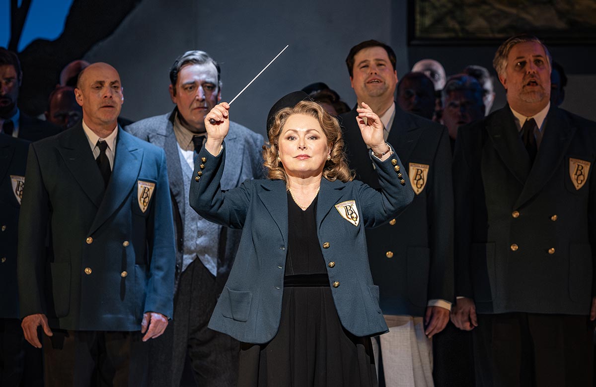 Rebecca Evans, centre, and cast of Blaze of Glory! at Wales Millennium Centre, Cardiff. Photo: Craig Fuller