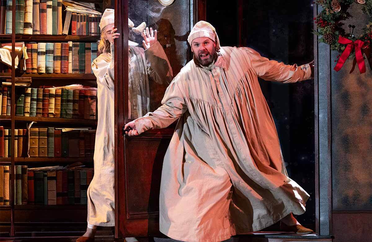Daniel Fraser and Henry Lewis in Christmas Carol Goes Wrong at the Apollo Theatre, London (2025). Photo: Mark Senior