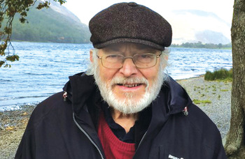 Tributes paid to Shakespearean actor Michael Pennington following death aged 82