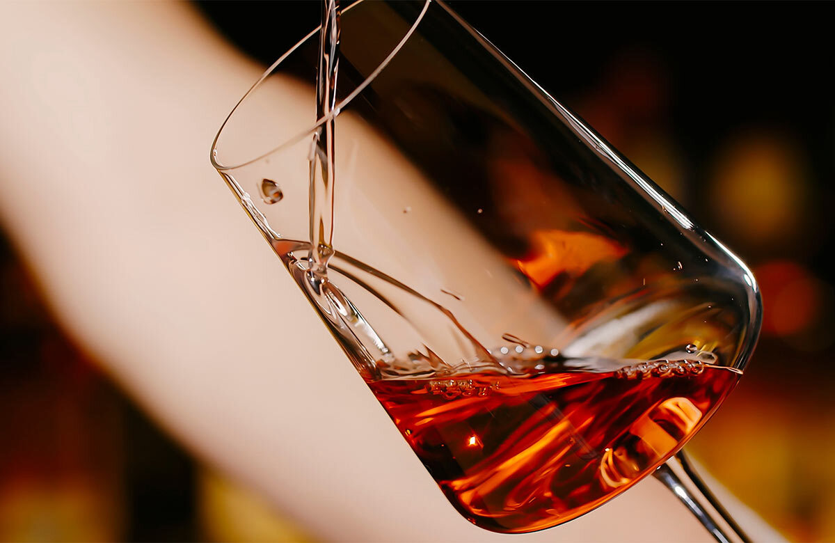Working in a precarious profession, do actors resort to self-medication? Photo: Shutterstock