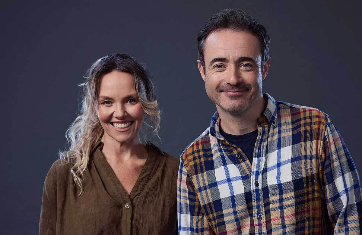 Charlie Brooks and Joe McFadden will lead The Curious Incident of the Dog in the Night-Time tour. Photo: Rich Lakos Charlie Brooks and Joe McFadden will lead The Curious Incident of the Dog in the Night-Time tour. Photo: Rich Lakos