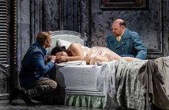 La Traviata review