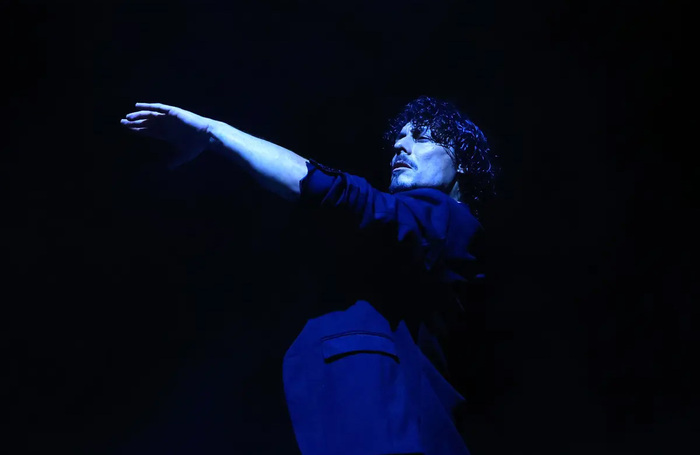 Jesús Carmona in Compañía de Danza Jesús Carmona: UnYdos at Sadler's Wells, London. Photo: Festival de la Union Jesús Carmona in Compañía de Danza Jesús Carmona: UnYdos at Sadler's Wells, London. Photo: Festival de la Union