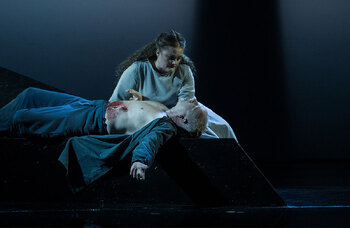 Tristan und Isolde review