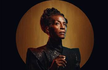 Sharon D Clarke to play lesbian Othello in new Royal Shakespeare Company season