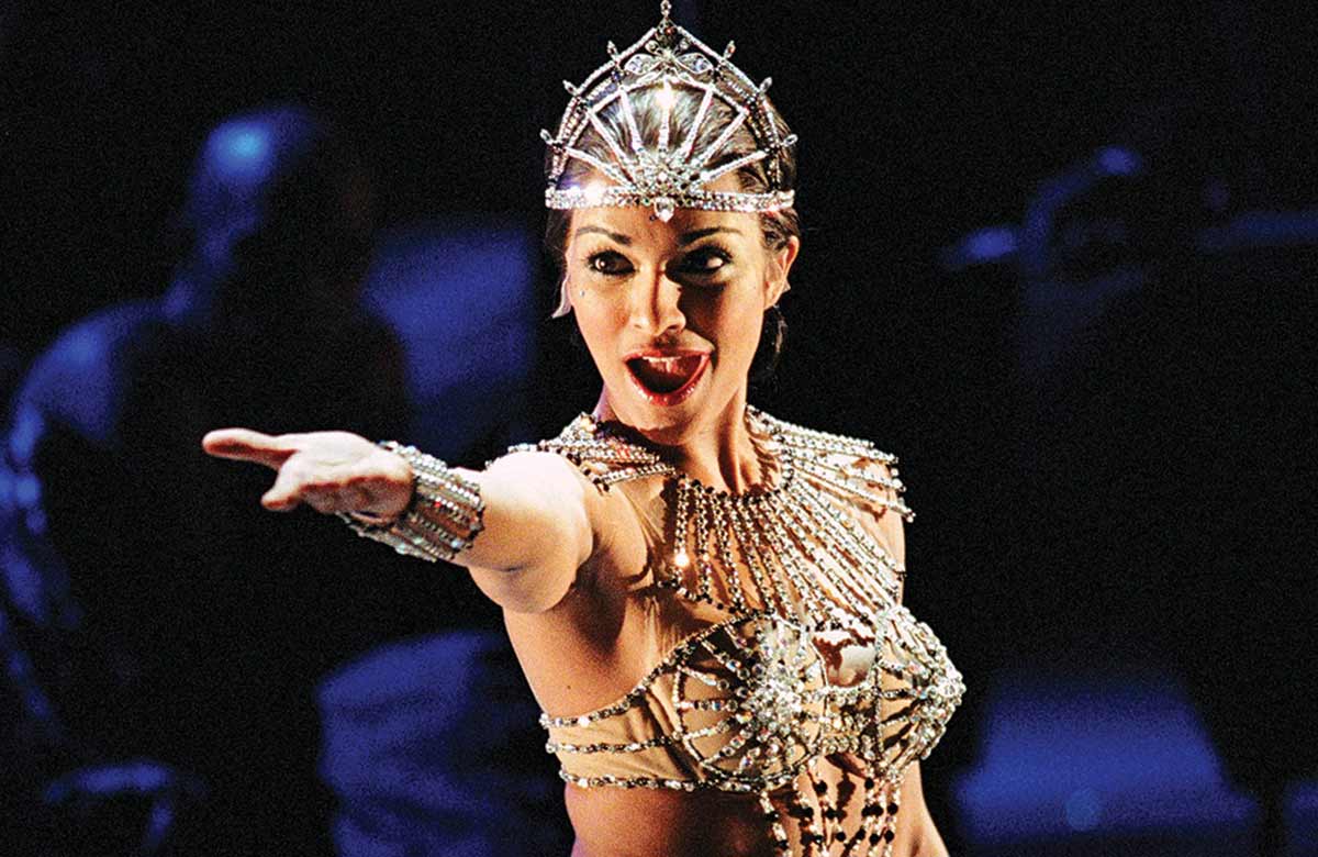 Danielle de Niese in her UK breakout performance as Cleopatra in David McVicar’s production of Handel’s Giulio Cesare at Glyndebourne (2005). Photo: Mike Hoban Danielle de Niese in her UK breakout performance as Cleopatra in David McVicar’s production of Handel’s Giulio Cesare at Glyndebourne (2005). Photo: Mike Hoban