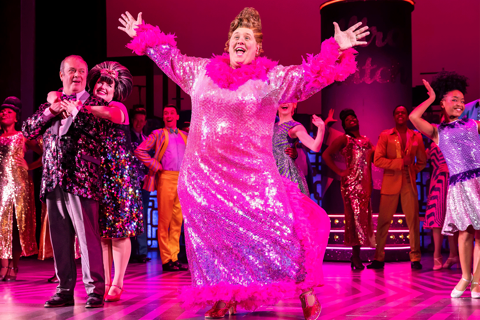 Neil Hurst as Edna Turnblad in Hairspray the Musical UK tour 2024/25, Photo: Pamela Raith 