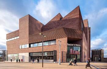 Sadler&rsquo;s Wells East scoops RIBA architecture award
