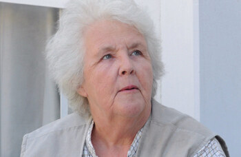 Actor Stephanie Cole dies aged 84