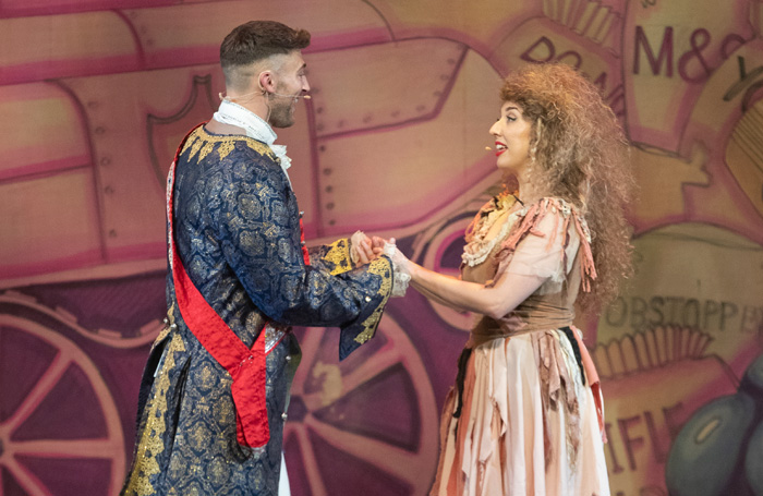 Cinderella Review, King's Theatre, Portsmouth, 2018